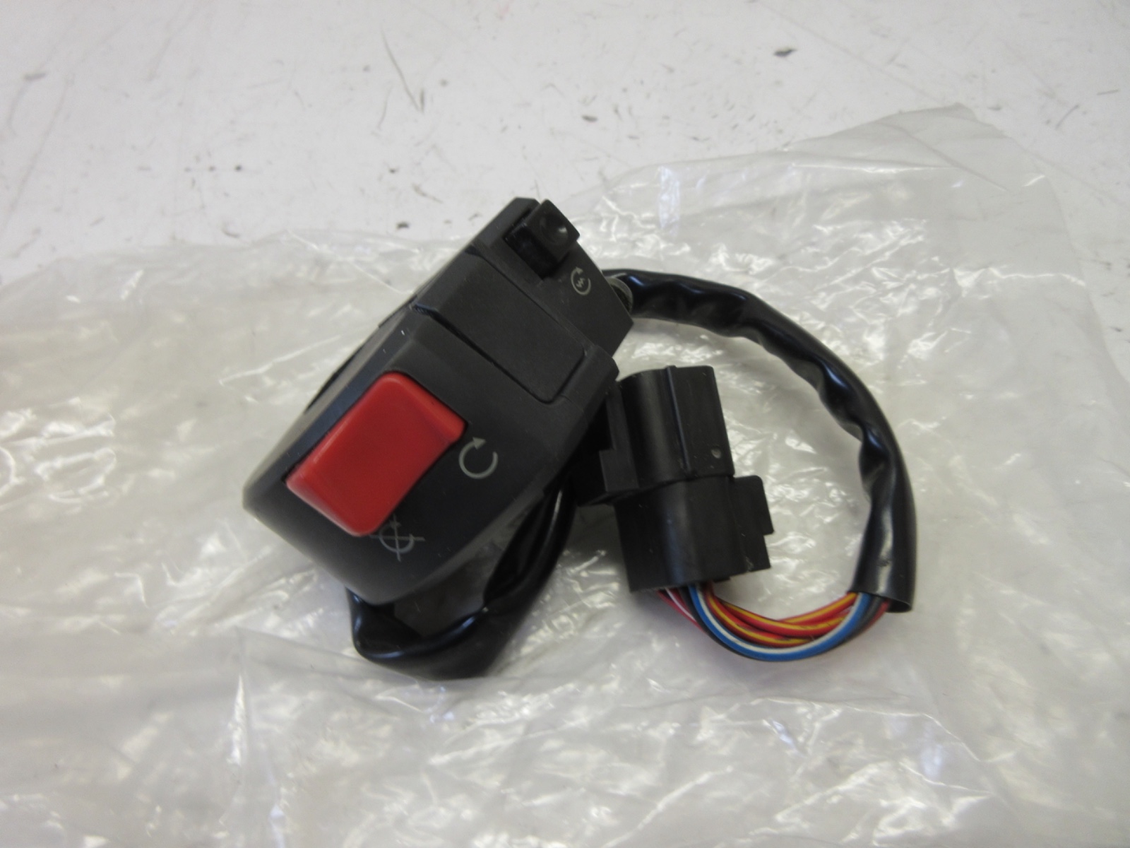 Ducati right hand start / stop switch Monster S2R 1000 800 S4R S4RS 65040082B