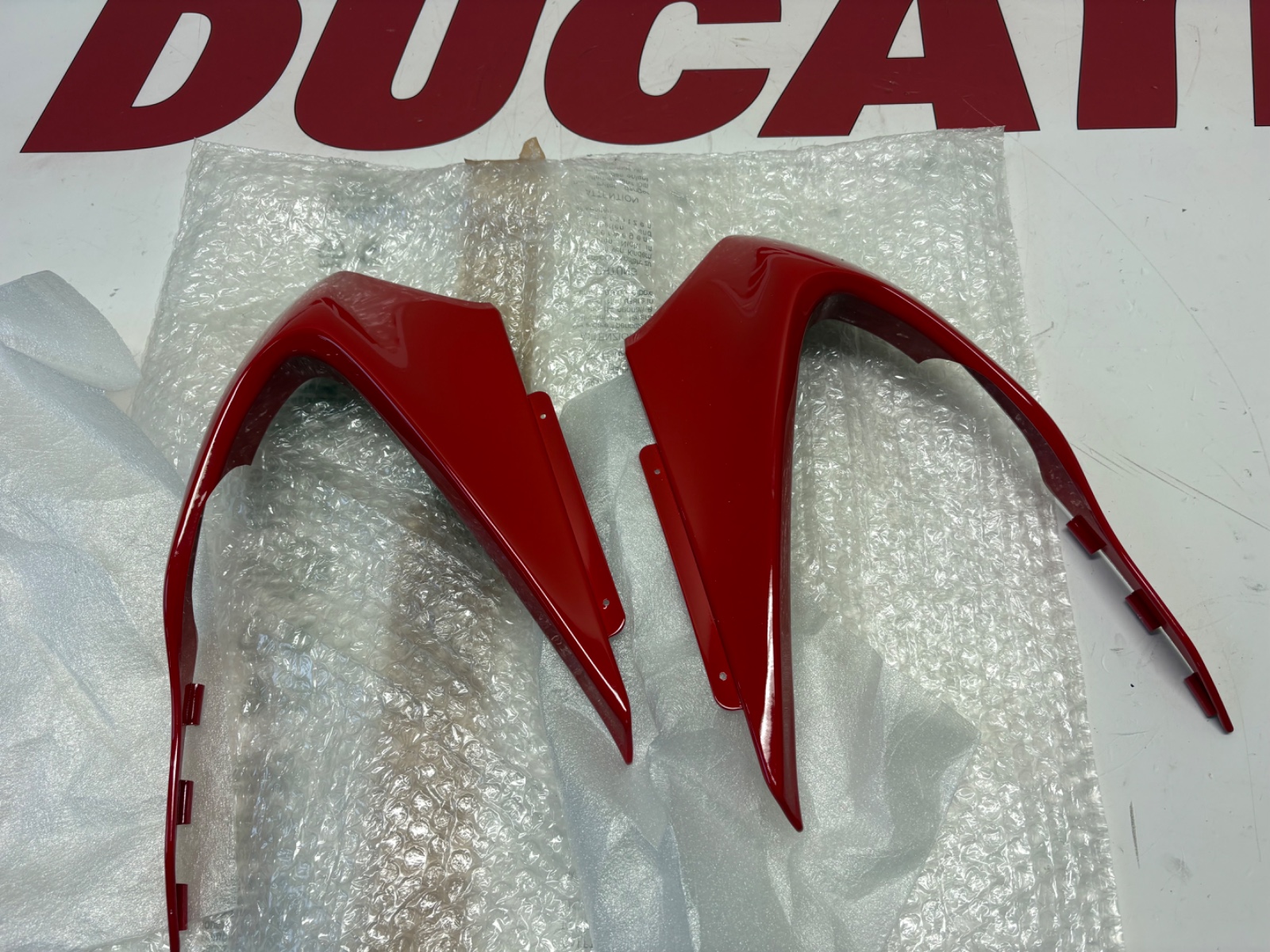 Ducati Panigale 899 1199 winglets extenders RED top fairing cowling winglet