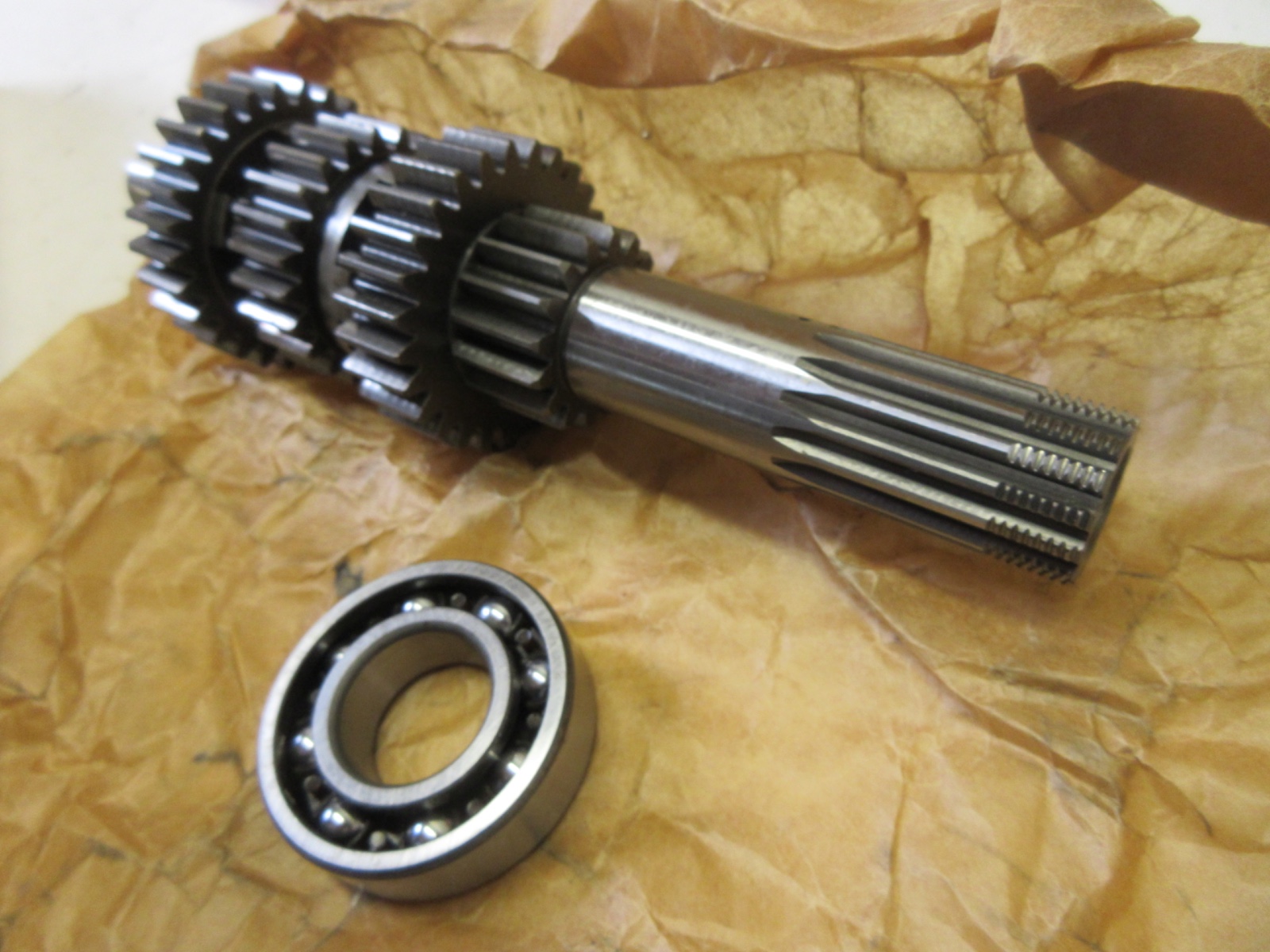 Ducati gear box main shaft complete Monster 400 600 620 750 SS 620 750 15020511B