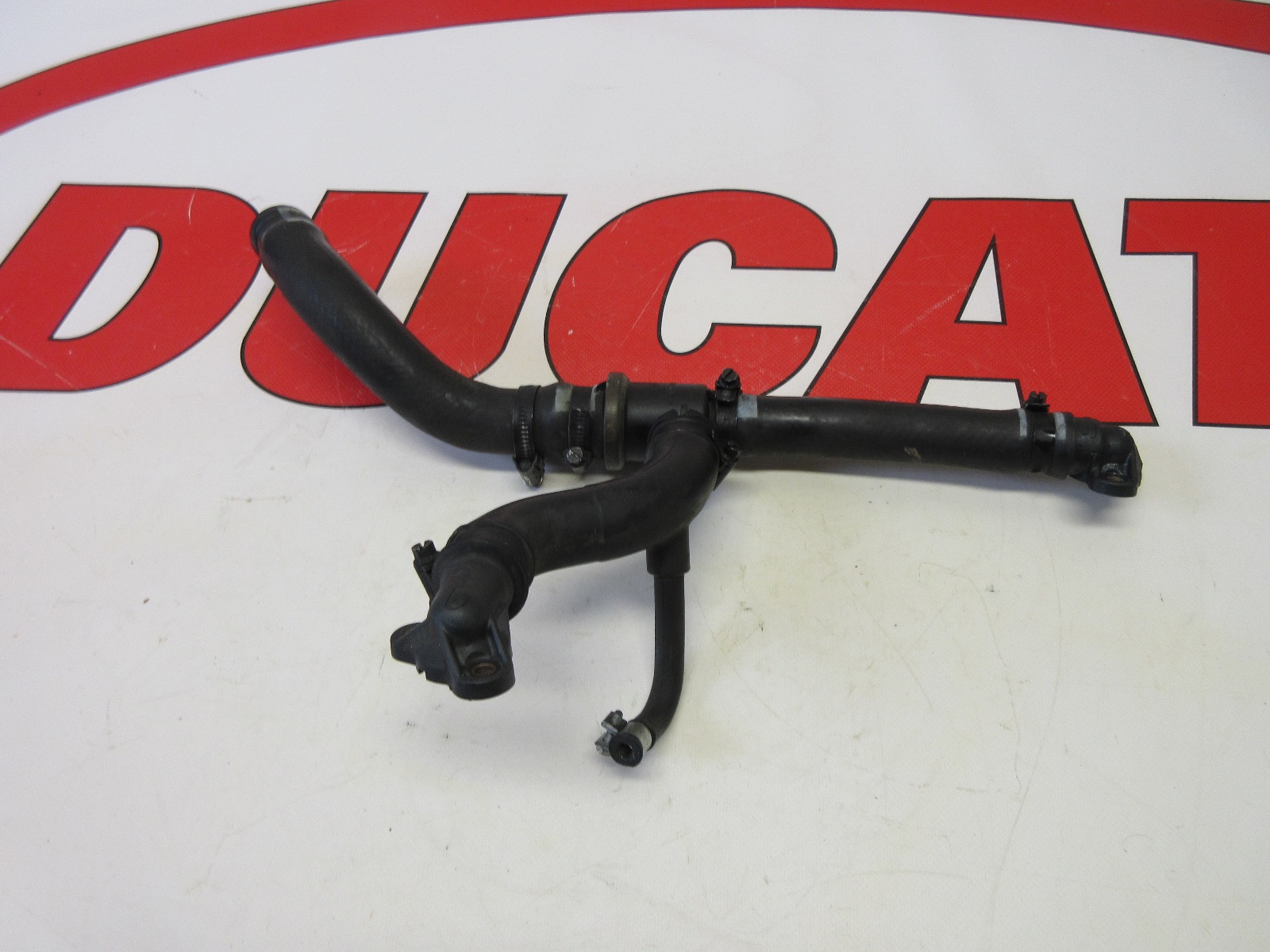 Ducati cooling hoses & thermostat Multistrada 1200 switch 80011601C 55340041A