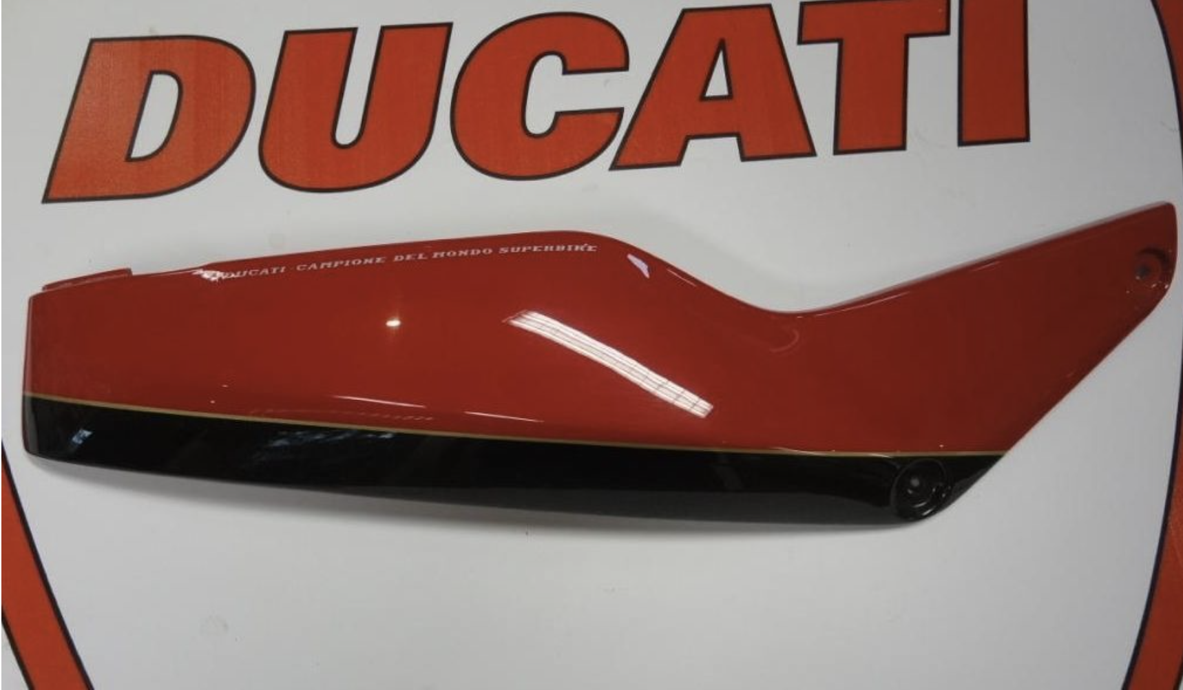 DUCATI RH RIGHT HAND SEAT FRAME COVER SUPERSPORT 900 48210092BA