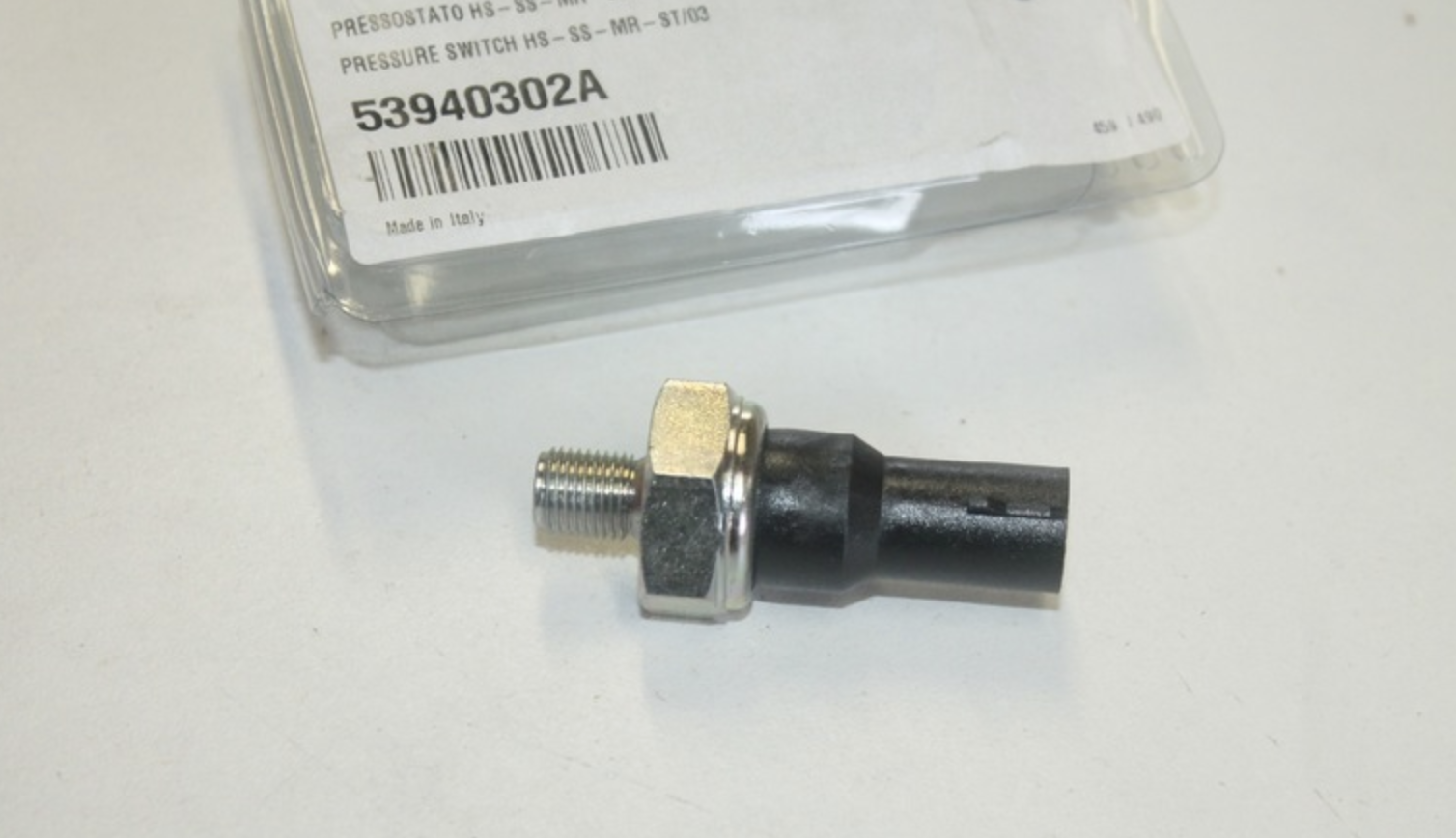 SWITCH ASSY, OIL PRESSURE 53940302A