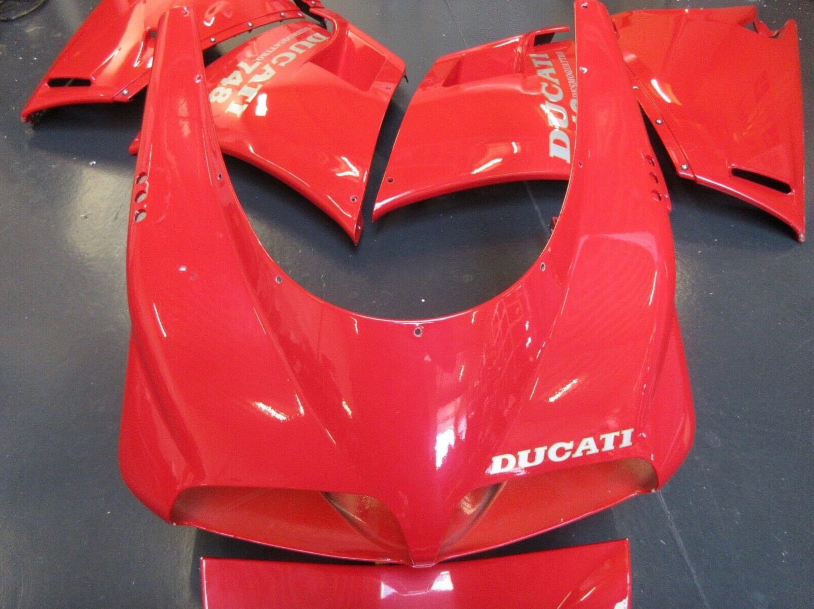 Ducati upper lower & top headlight fairing set red v piece red 748 916 996