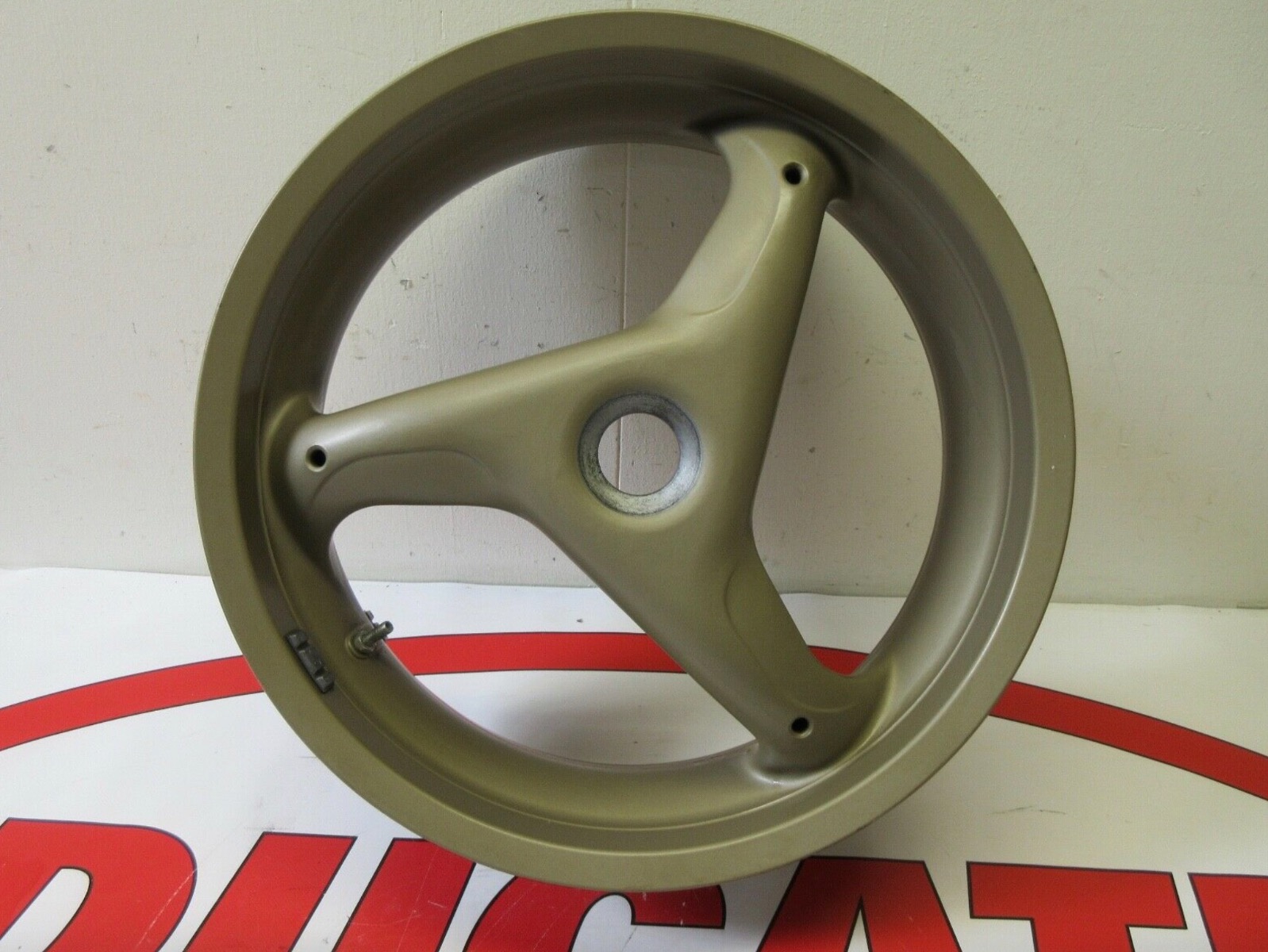 Ducati Brembo 3 spoke 50210101A rear wheel rim felg bronze 748 916 996 998